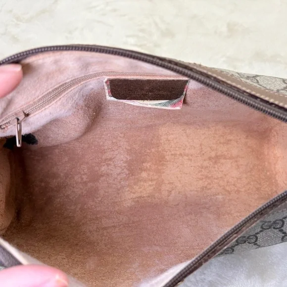 Vintage Gucci Monogrammed GG Supreme purse with red and green stripe - Picture 8 of 11